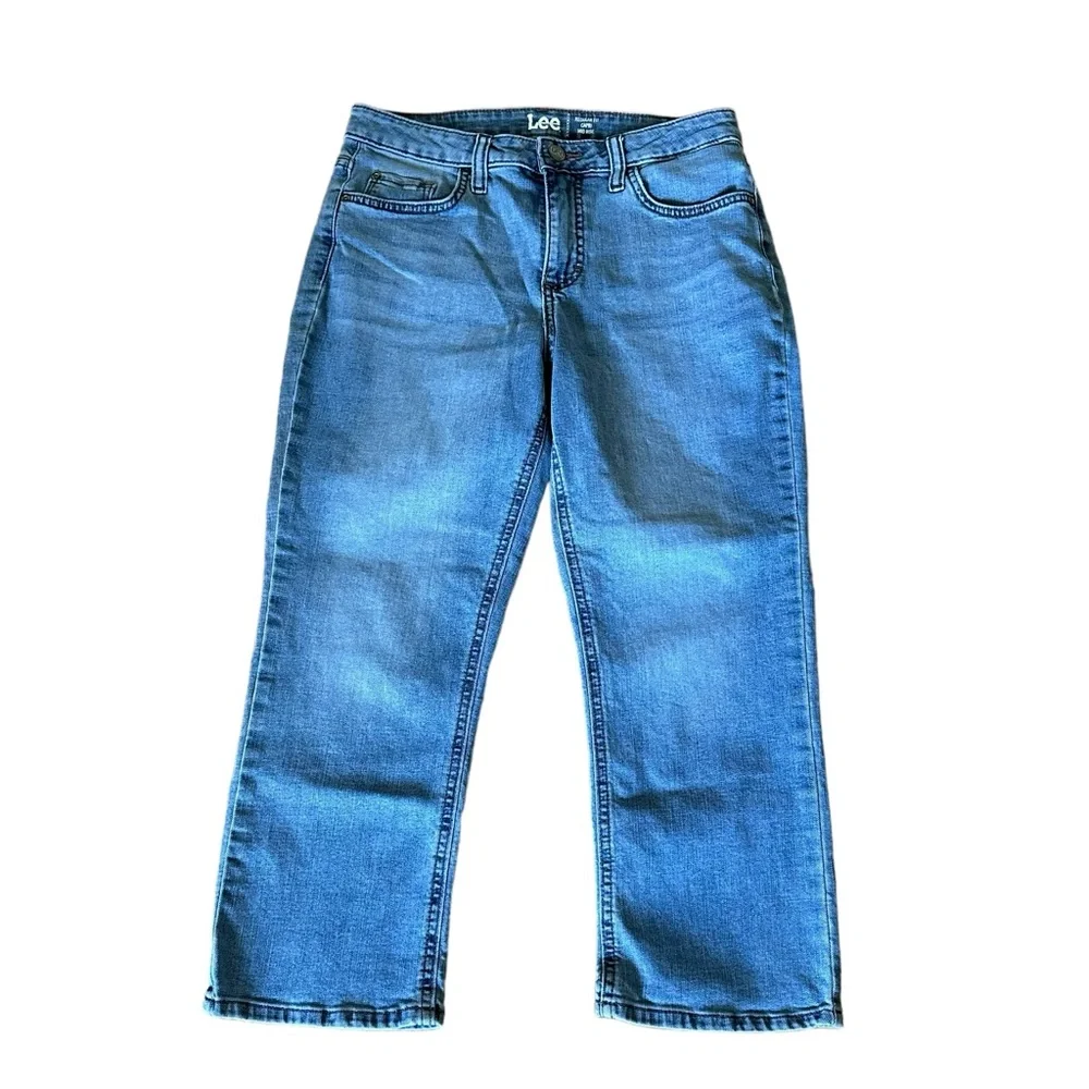 Lee Women's Regular Fit Mid-Rise Capri Jesns Blue Size 6 - Picture 1 of 7